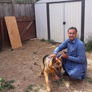 Meet your Posher, Hanif